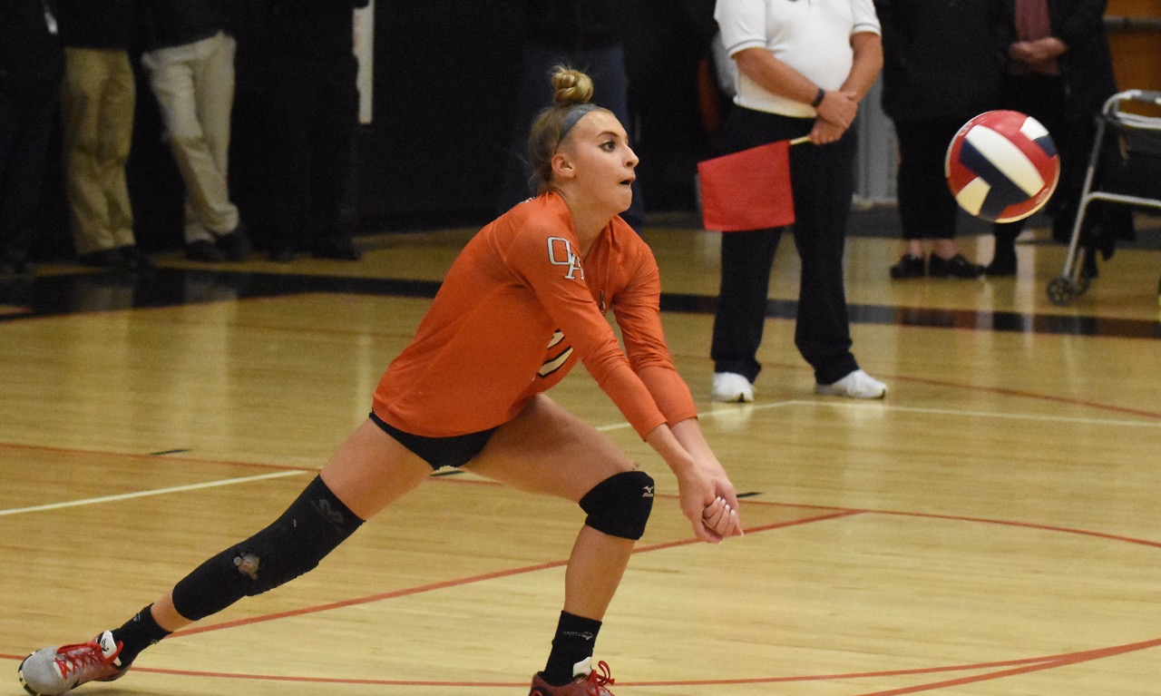 Tigers Sweep Aside Durfee to Advance in Tournament