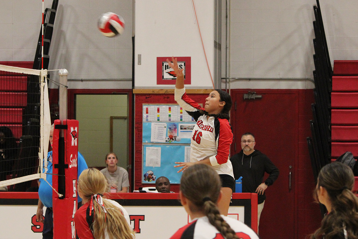Milford volleyball Mia Rivera